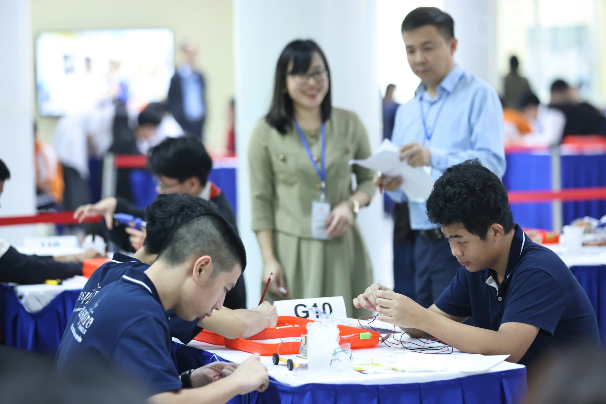 Con el concurso, los organizadores esperan despertar la pasión por la investigación científica entre los estudiantes.