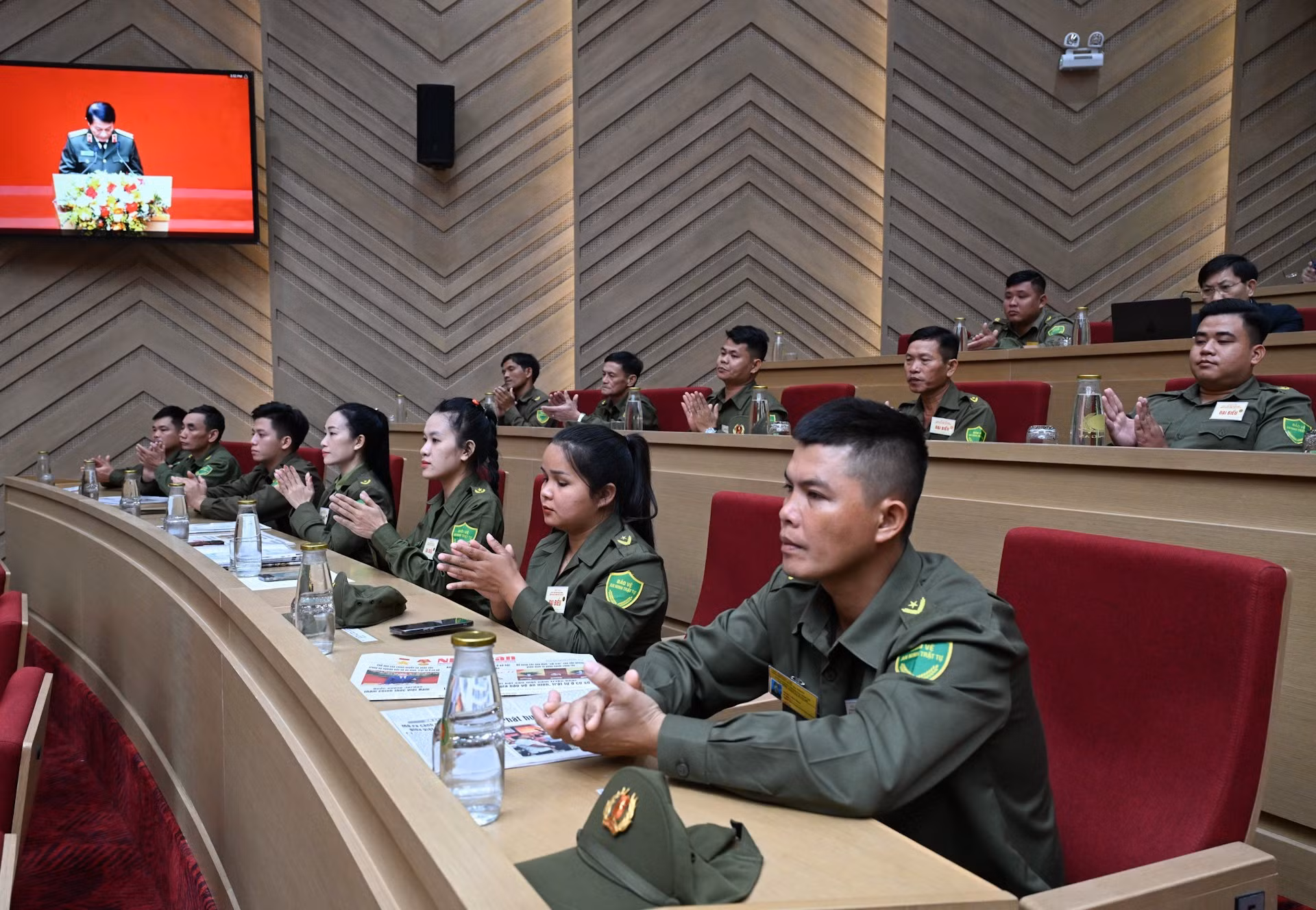 Asistentes a la conferencia.