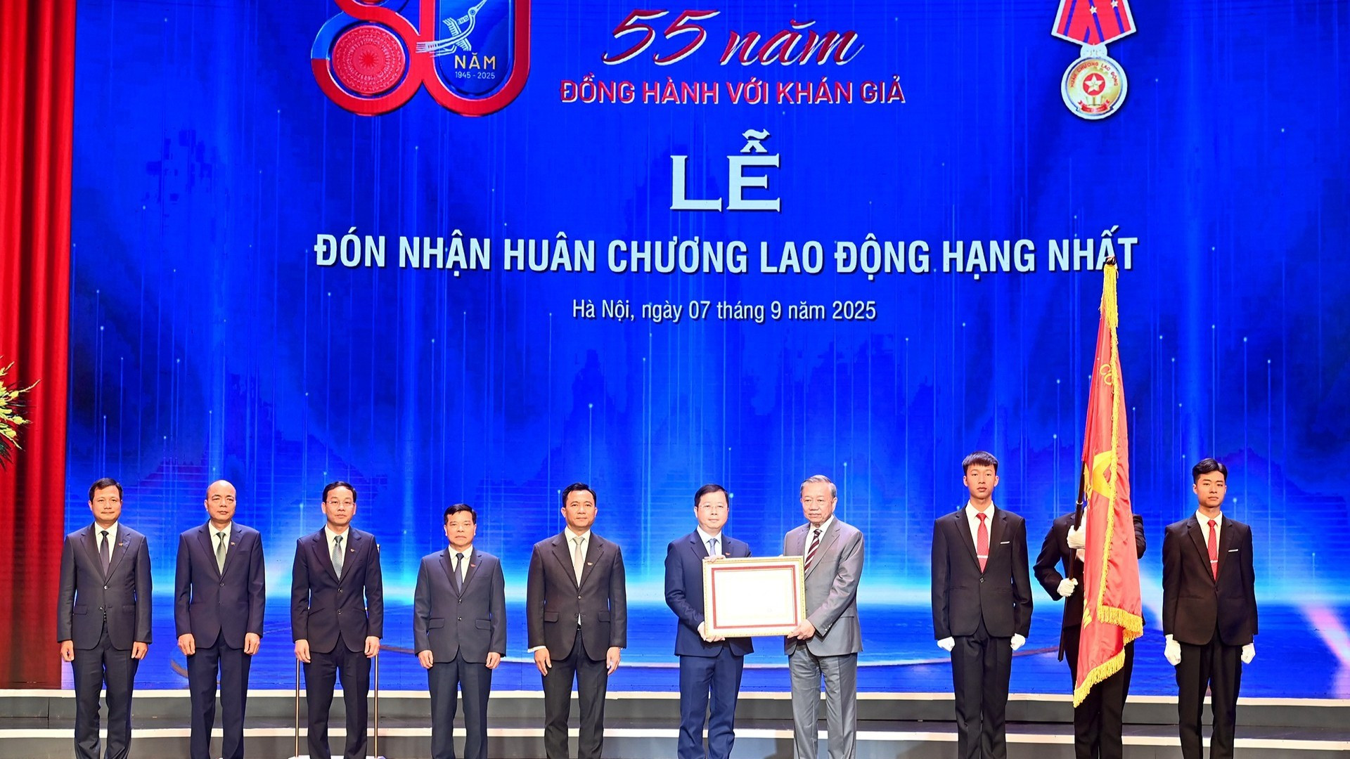 [Foto] Celebran 55 aniversario de la primera emisión de un programa televisivo en Vietnam