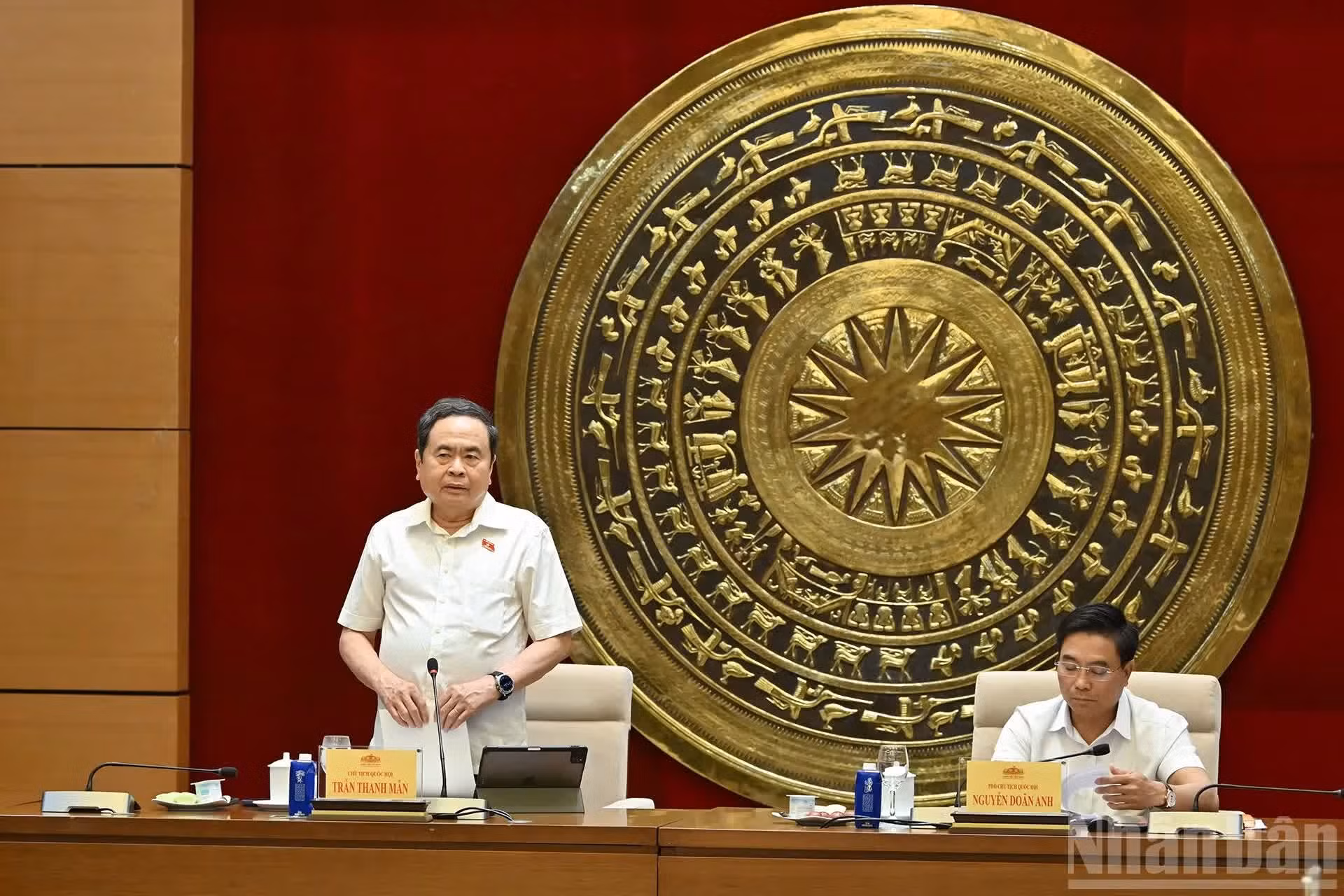El presidente de la ANV, Tran Thanh Man, toma la palabra en la cita.