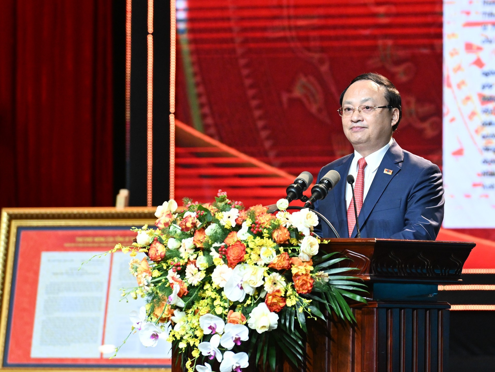 El director general de la VOV, Do Tien Sy, pronuncia un discurso conmemorativo. El director general de la VOV, Do Tien Sy, pronuncia un discurso conmemorativo.