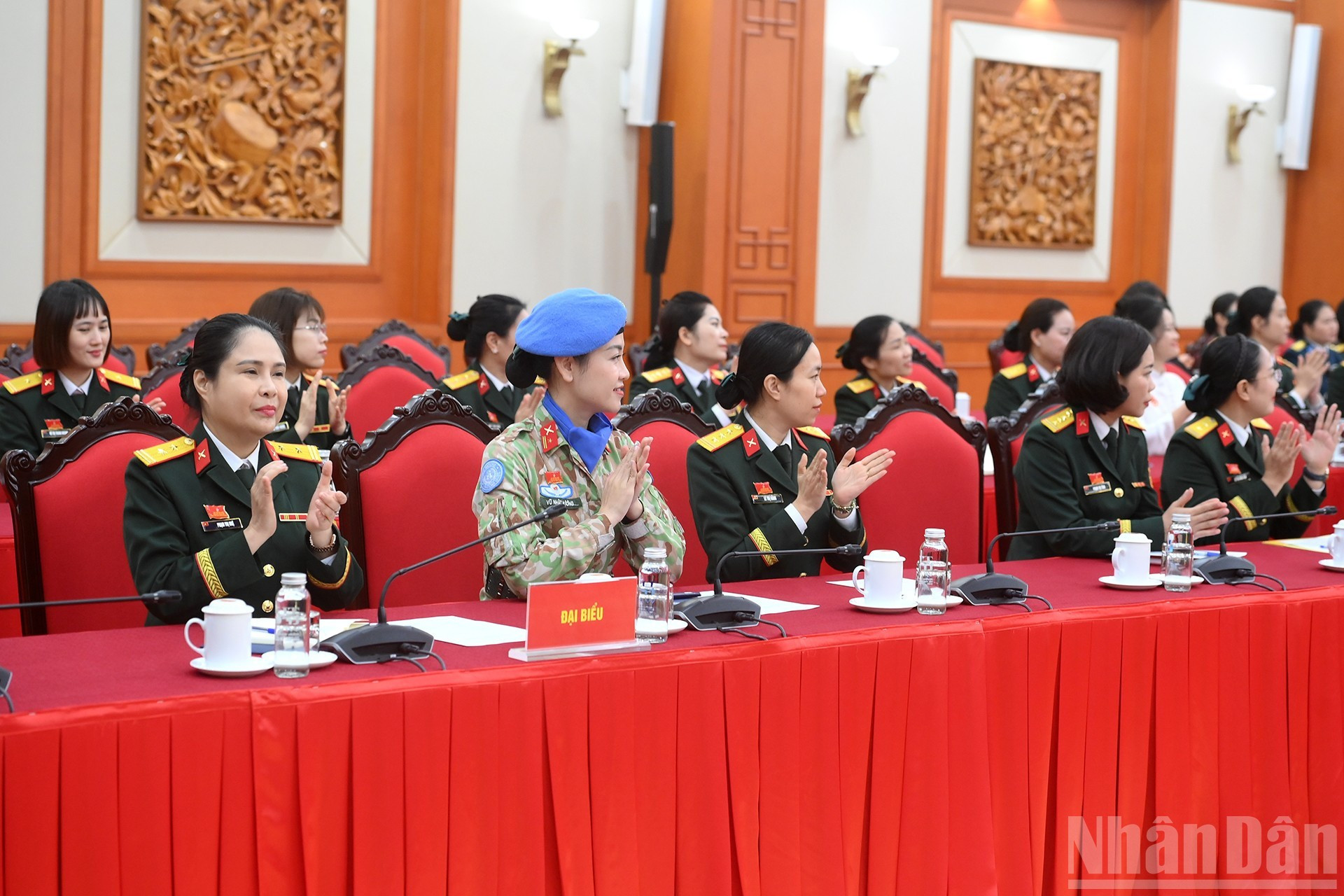 Asistentes a la reunión.