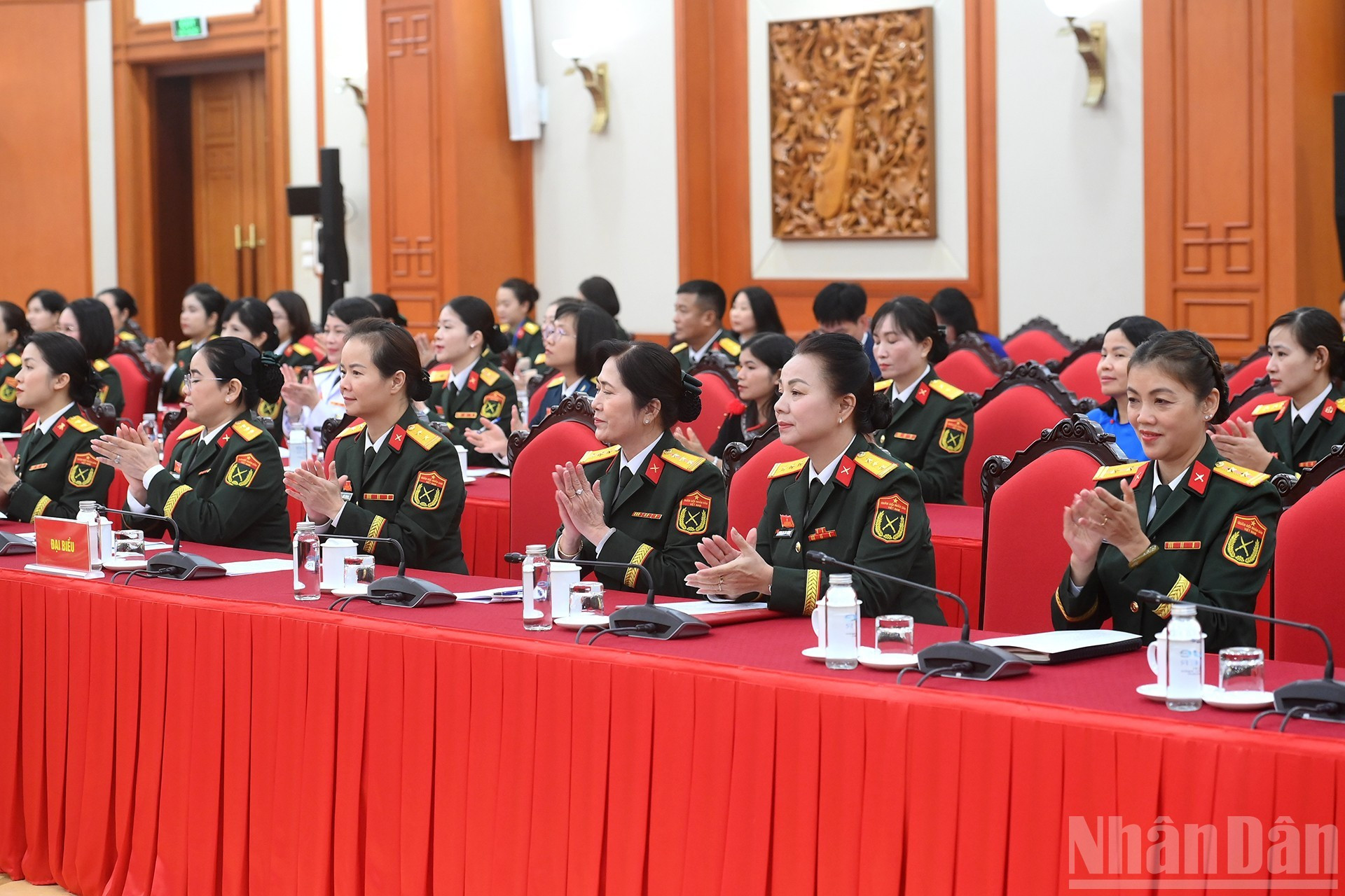 Asistentes a la reunión.