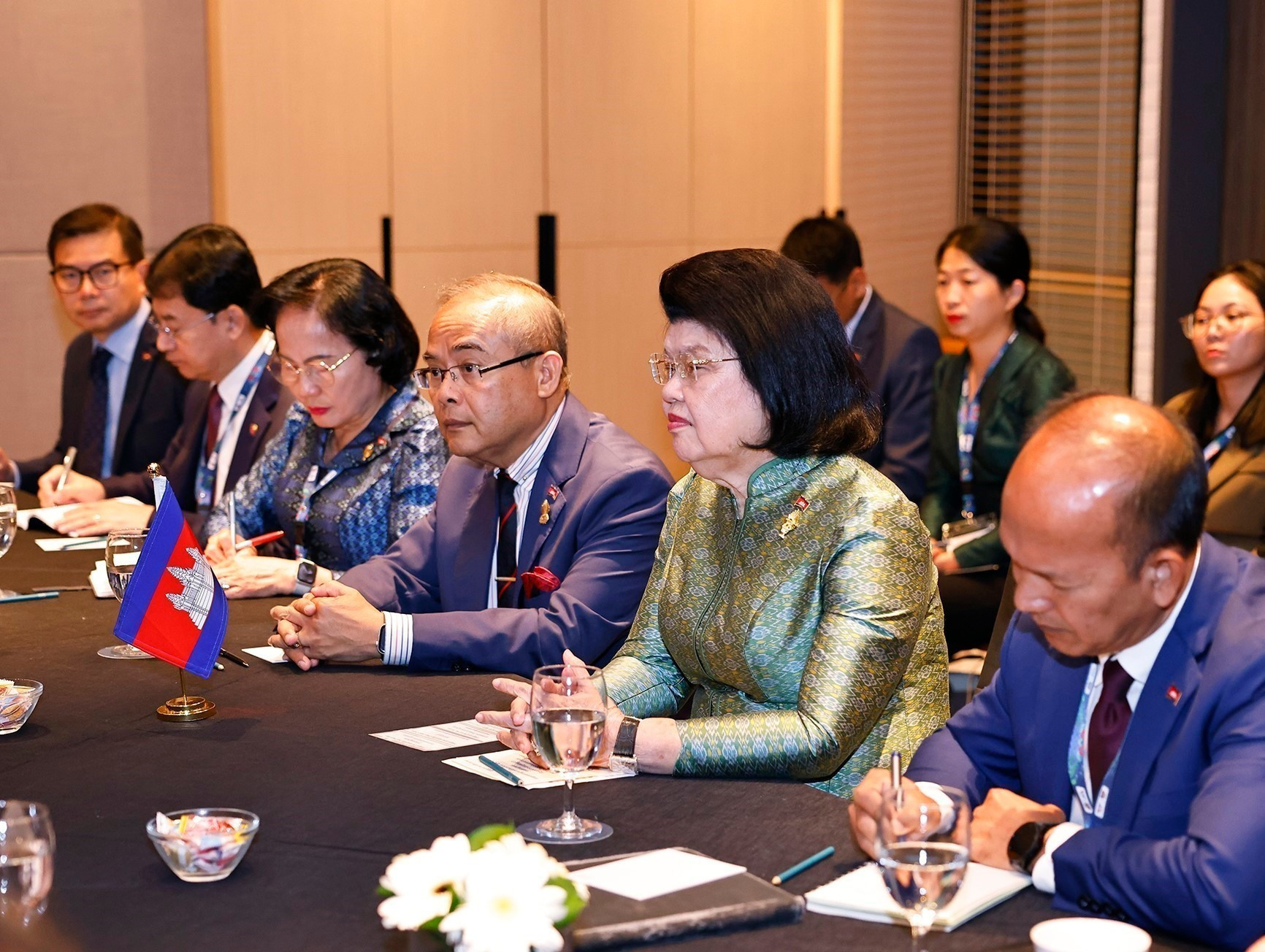 La presidenta de la Asamblea Nacional de Camboya, Samdech Maha Rathsaphethika Thipadei Khuon Sudary. La presidenta de la Asamblea Nacional de Camboya, Samdech Maha Rathsaphethika Thipadei Khuon Sudary.