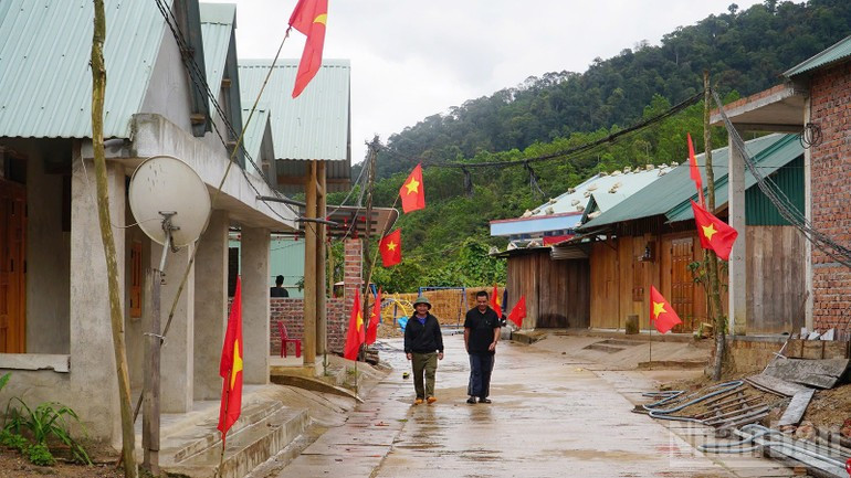 Todo ello contribuye a asegurar las condiciones necesarias para que las elecciones se celebren de manera segura, democrática, conforme a la ley y con resultados satisfactorios.