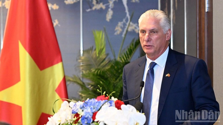 El primer secretario del Comité Central del Partido Comunista de Cuba y presidente de la República, Miguel Díaz-Canel Bermúdez, habla en el evento. El primer secretario del Comité Central del Partido Comunista de Cuba y presidente de la República, Miguel Díaz-Canel Bermúdez, habla en el evento.