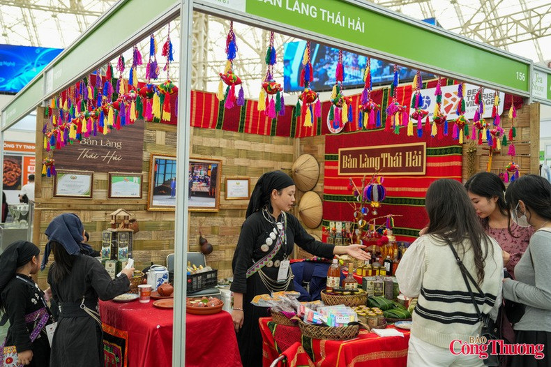 Las variedades de té de los grupos étnicos también atraen a los amantes de esa infusión.