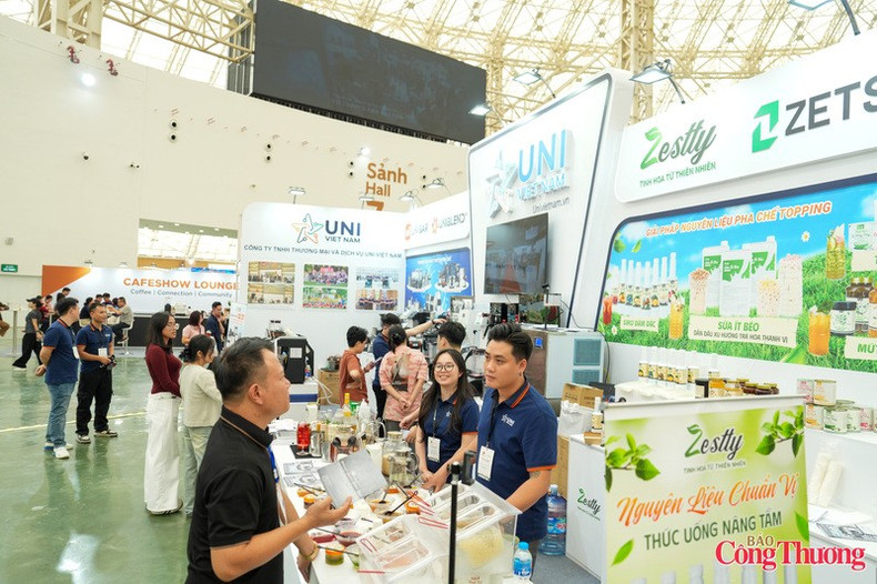 Esta también es una ocasión para que las empresas establezcan relaciones comerciales.