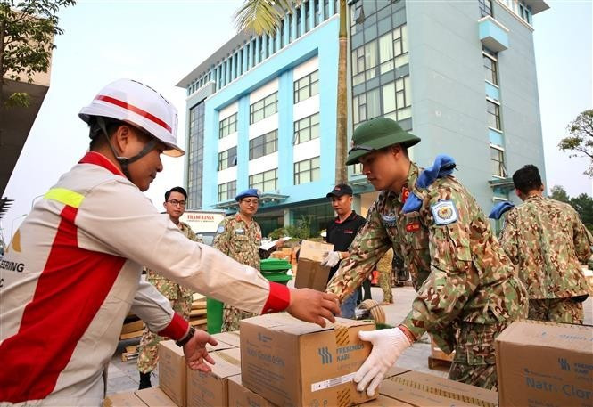 El segundo contingente del Hospital de Campaña de Nivel 2 de Vietnam se prepara para partir en misión de mantenimiento de la paz de la ONU (2019). (Foto: VNA)