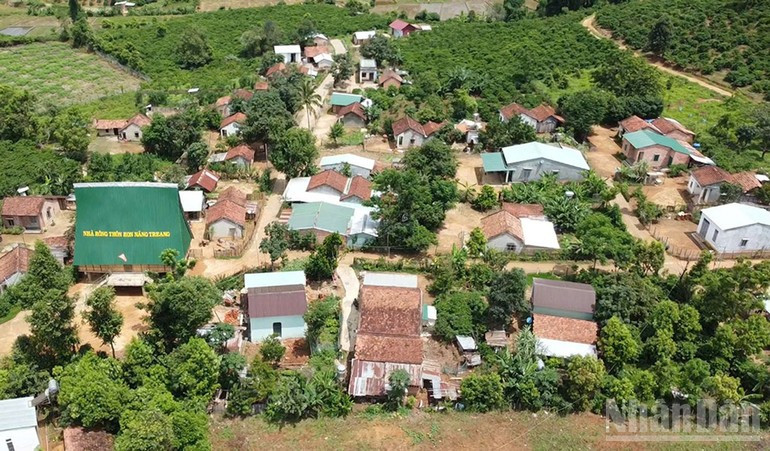 El perfil de las zonas rurales montañosas de Quang Ngai ha cambiado notablemente. El perfil de las zonas rurales montañosas de Quang Ngai ha cambiado notablemente.