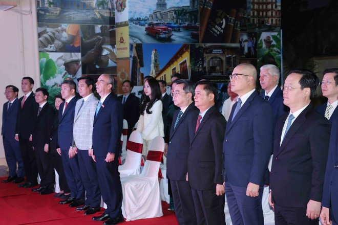 Delegados participantes en la cita (Foto: VNA)