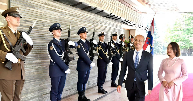 Acto de bienvenida al embajador de Vietnam en Croacia, Bui Le Thai. (Fuente: VNA) 