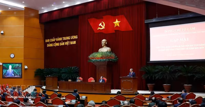 El secretario general del Partido Comunista de Vietnam, To Lam, habla en el evento (Foto: VNA)