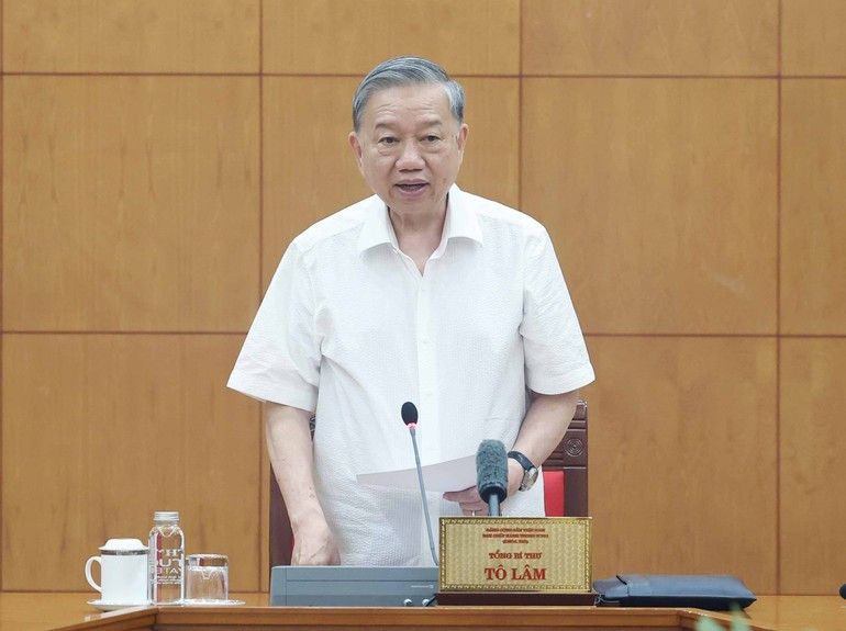 El secretario general del Partido Comunista de Vietnam (PCV), To Lam, habla en el evento. (Foto: VNA)
