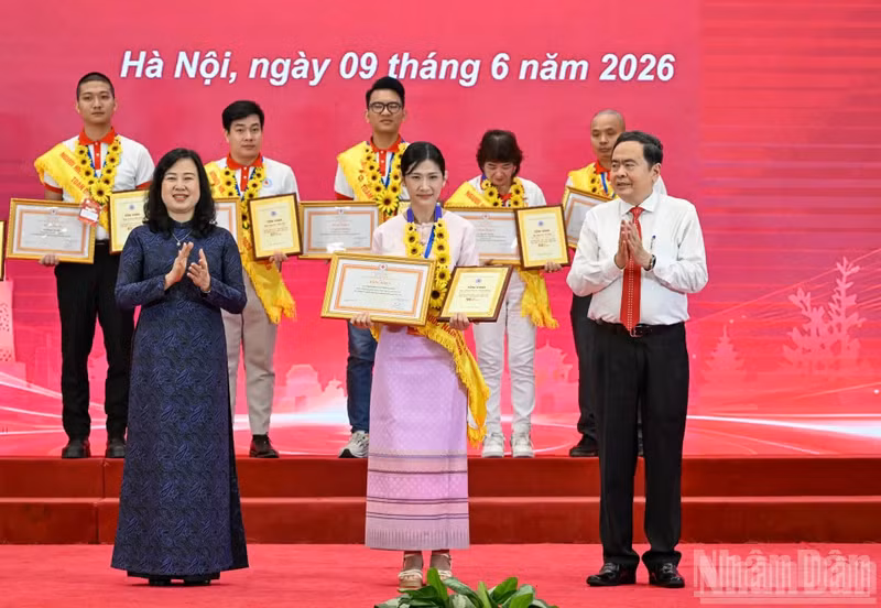 ndo-br-bnd-4253jpg.jpg