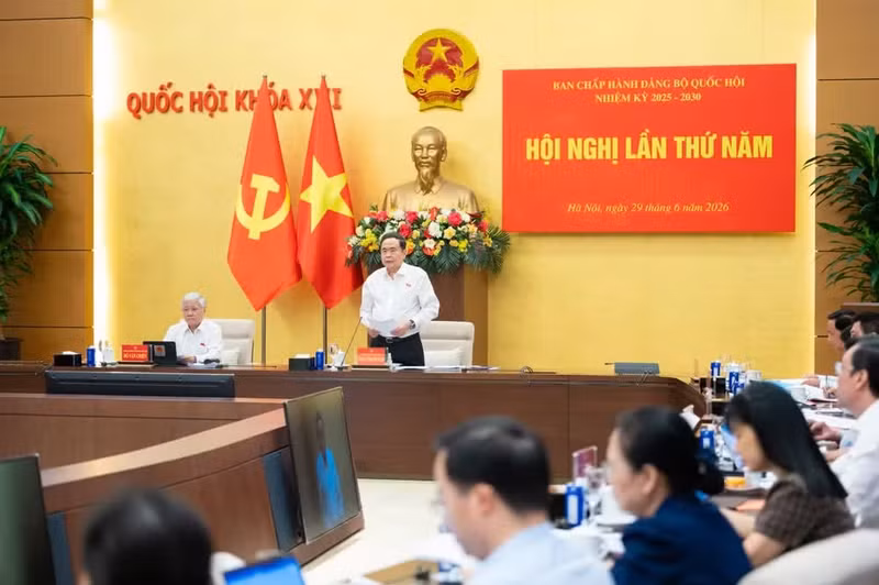 El presidente de la Asamblea Nacional de Vietnam, Tran Thanh Man, habla en el evento.