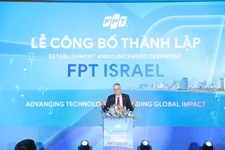 El embajador extraordinario y plenipotenciario de Israel en Vietnam, Yaron Mayer.