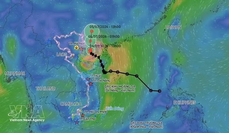 Trayectoria del tifón a las 14:00 horas del 4 de julio. (Foto: VNA)