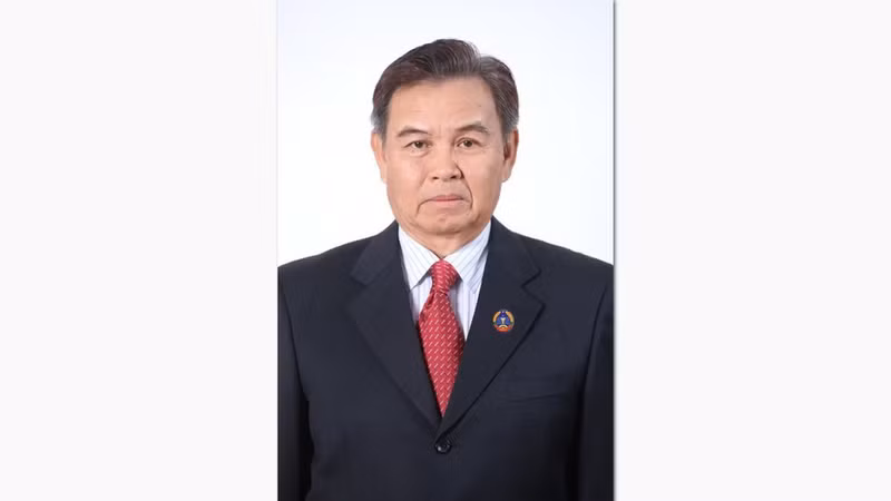 Xaysomphone Phomvihane, miembro del Buró Político del Comité Central del Partido Popular Revolucionario y presidente de la Asamblea Nacional de Laos.