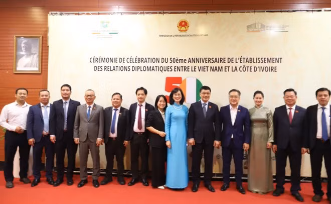 En el evento. (Fuente: VNA)