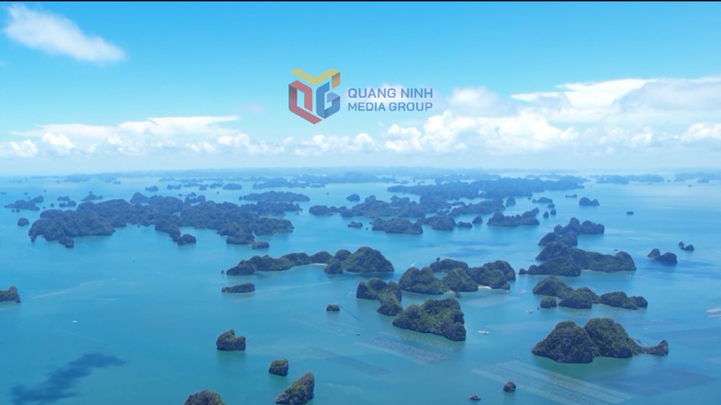 Bahía Bai Tu Long entre maravillas del Sudeste Asiático