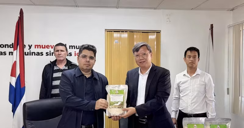 En la cita (Fuente: VNA)