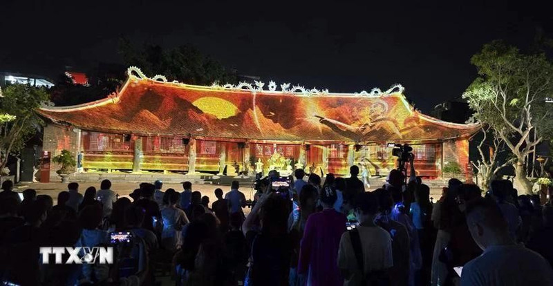 Hai Phong lanza tour nocturno con espectáculo de mapping 3D. (Fuente: VNA)
