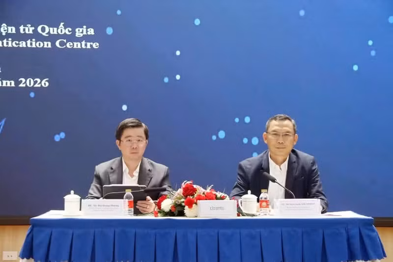 1tt-bui-hoang-phuong-tt-lao-dong-chu-tri-hoi-thaojpg.jpg