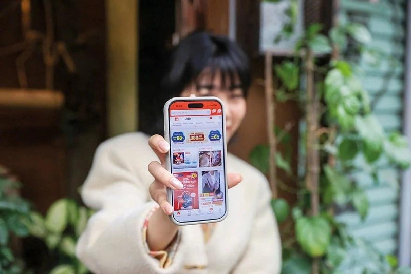 El 2026 es un año crucial, ya que la Ley de Comercio Electrónico entra en su fase de implementación. (Imagen: Thoibaotaichinh.vn)