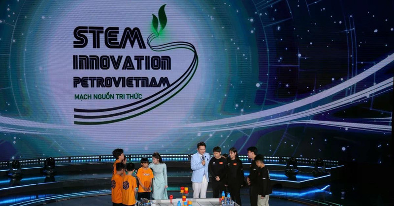 En el programa (Foto: VNA)