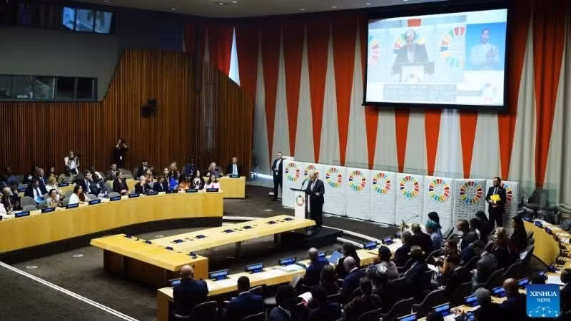El secretario general de las Naciones Unidas, António Guterres, interviene en el evento “Momento de los Objetivos de Desarrollo Sostenible”, celebrado en la sede de la ONU en Nueva York (Estados Unidos), el 22 de septiembre de 2025. (Foto: Xinhua)
