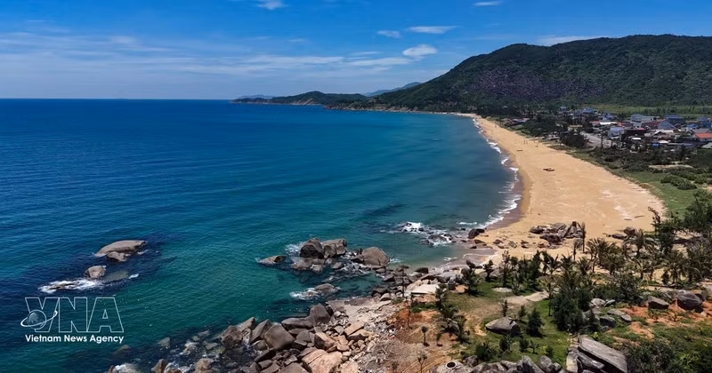 La playa de Ky Xuan en provincia centrovietnamita de Ha Tinh. (Foto: VNA)