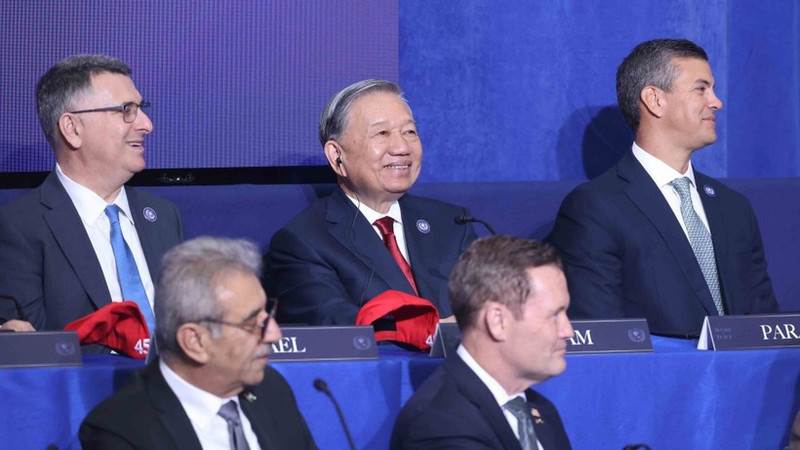 El secretario general To Lam participa en la reunión inaugural de la Junta de Paz sobre Gaza en Estados Unidos. (Foto: VNA)