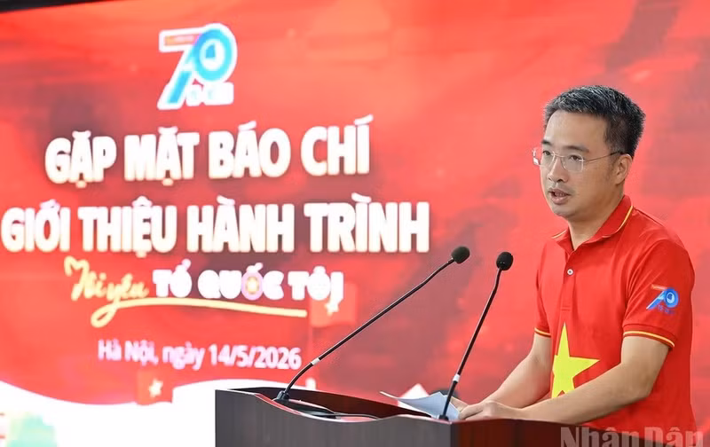 El secretario del Comité Central de la Unión de la Juventud Comunista Ho Chi Minh y presidente de la FJV, Nguyen Tuong Lam, interviene en la reunión. (Fuente: VNA)
