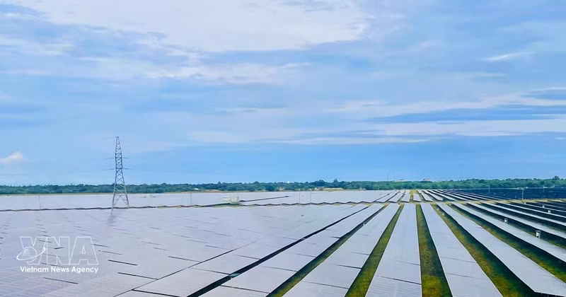 Vietnam impulsa ahorro energético y desarrollo de energía solar en azoteas