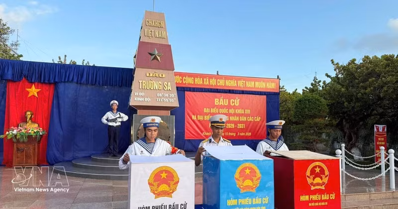Elecciones en la zona especial de Truong Sa, provincia de Khanh Hoa. (Foto: VNA)