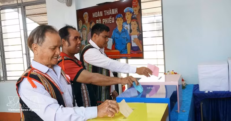 Votantes en la provincia de Gia Lai. (Fuente: VNA)