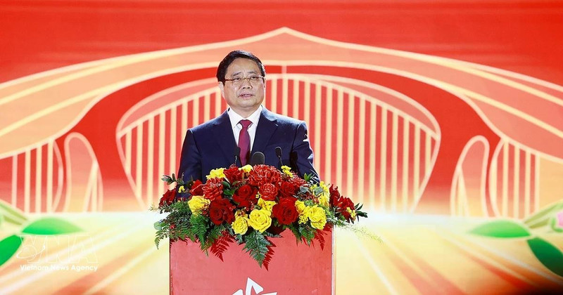 El primer ministro de Vietnam, Pham Minh Chinh, habla en la ceremonia de clausura. (Foto: VNA)
