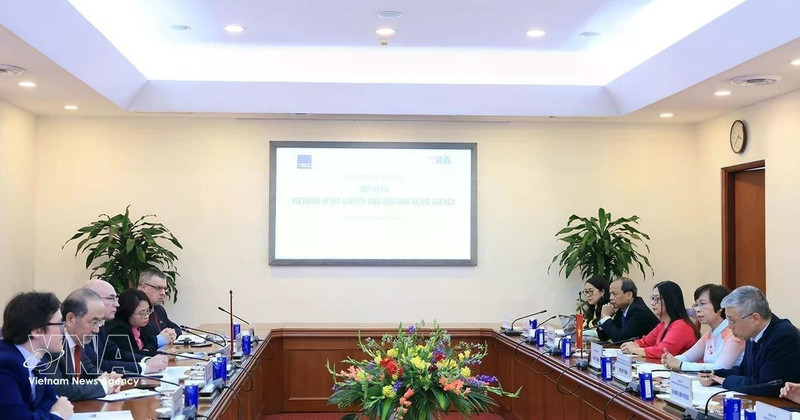 VNA y TASS fortalecen lazos tradicionales hacia cooperación multimedia y transformación digital (Foto: VNA)