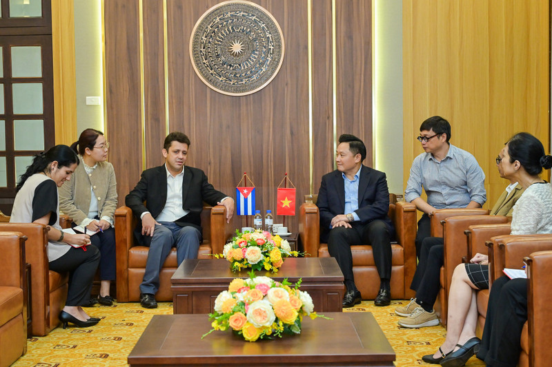 En el encuentro. (Foto: Bao Long)