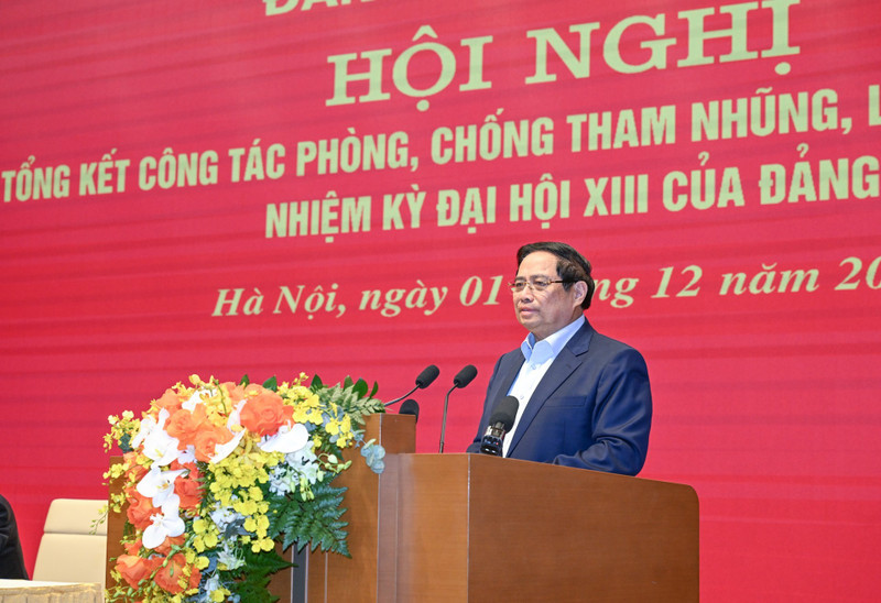 El premier Pham Minh Chinh pronuncia un discurso.