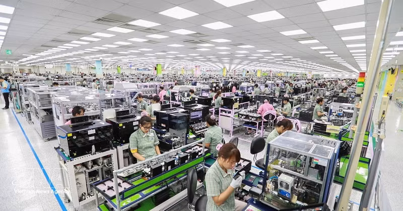 Una cadena de producción de Samsung Vietnam. (Foto: VNA)