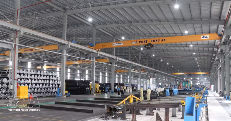 La planta de fabricación y comercialización de acero Hoa Phat Long An en la comuna de Long Cang, provincia de Tay Ninh. (Fuente: VNA)