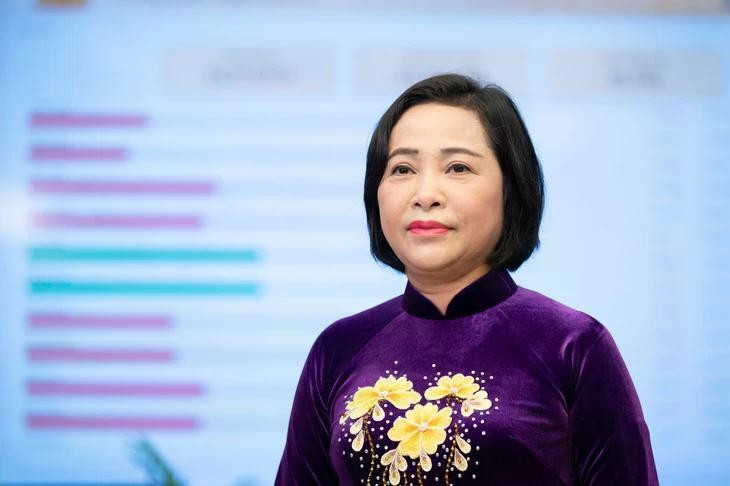 La vicepresidenta de la Asamblea Nacional y miembro del Consejo Electoral Nacional (CEN), Nguyen Thi Thanh, en declaración ante la prensa. 
