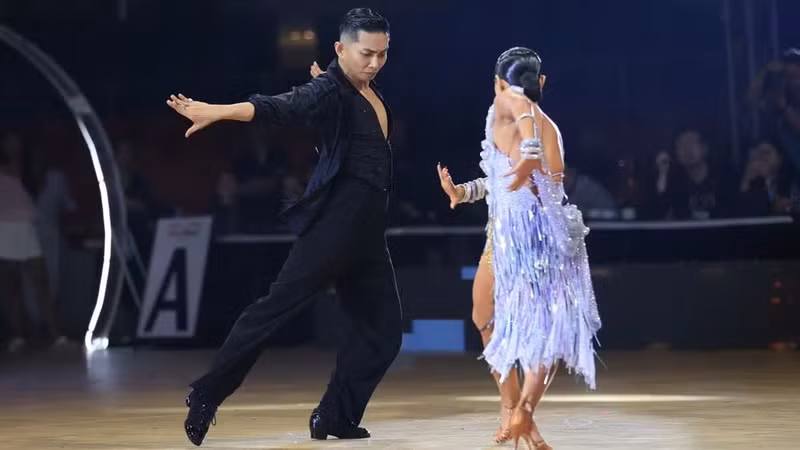 Equipo vietnamita de DanceSport brilla en el campeonato regional.