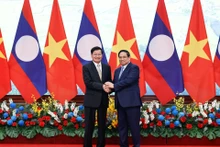 [Foto] Premier de Vietnam recibe al máximo dirigente de Laos