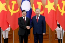 [Foto] Líder partidista de Vietnam sostiene conversaciones con el máximo dirigente de Laos