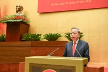 El secretario general del Comité Central del Partido Comunista de Vietnam, To Lam, habla en la conferencia.