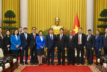 [Foto] Presidente de Vietnam recibe al titular del Tribunal Supremo de Mongolia