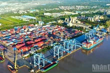 Empresas e industrias vietnamitas enfrentan disrupciones en el transporte marítimo por conflicto en Oriente Medio